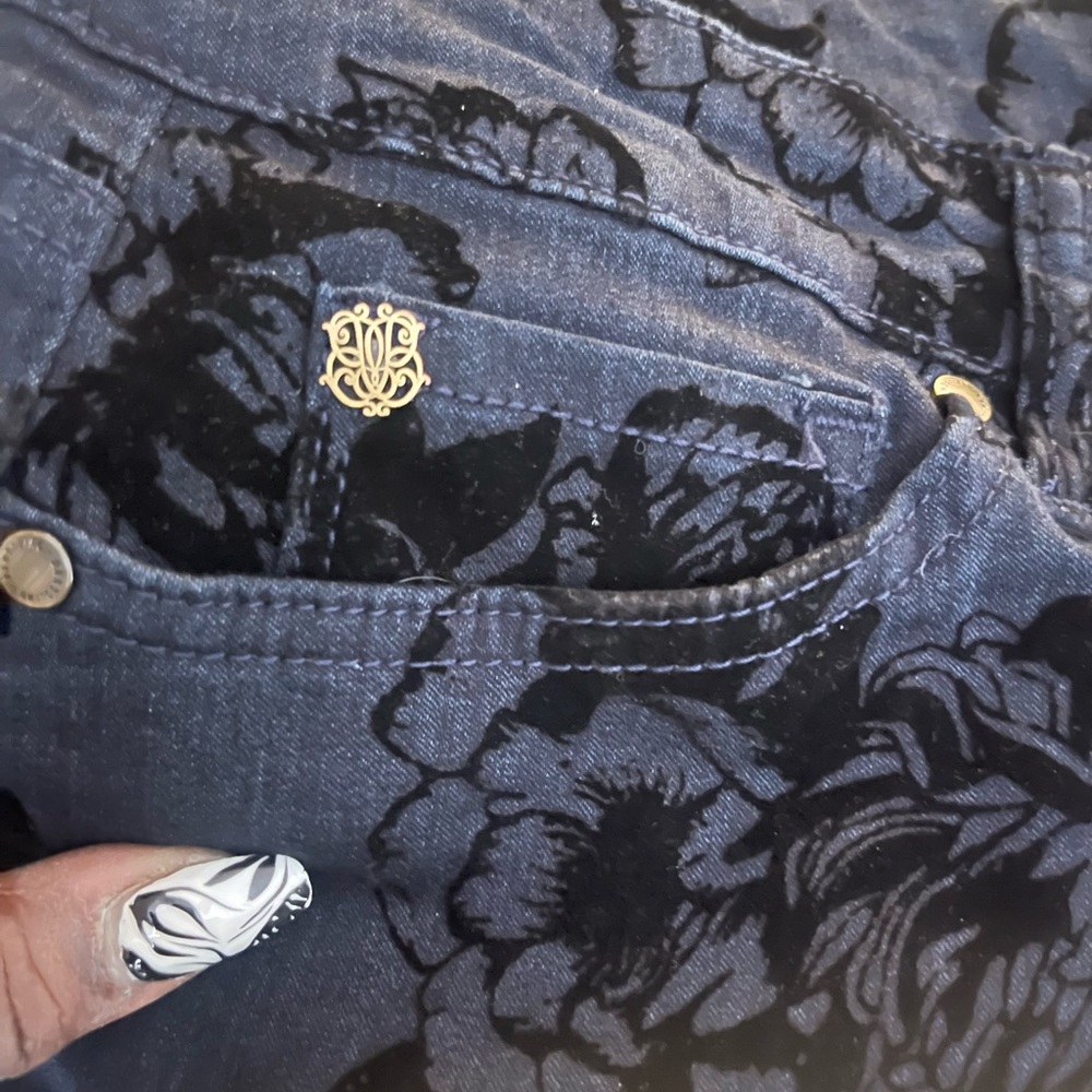 Bandolino Mandie Dark Floral Jeans - Picture 2 of 7